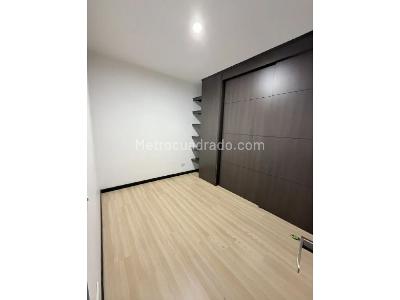 Apartamento de 3 alcobas en venta en El Poblado, Medellín, 67 m² · foto 6 de 10