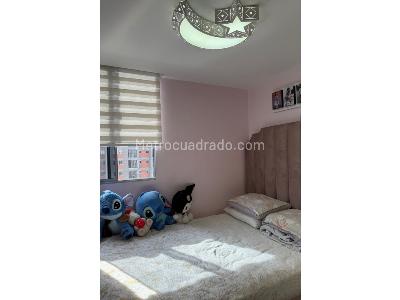 Apartamento de 2 alcobas en venta en Madera, Bello, 71 m² · foto 6 de 20