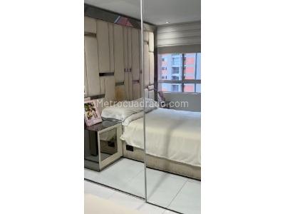 Apartamento de 2 alcobas en venta en Madera, Bello, 71 m² · foto 8 de 20