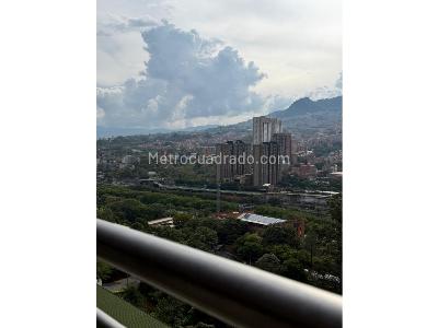 Apartamento de 2 alcobas en venta en Madera, Bello, 71 m² · foto 19 de 20