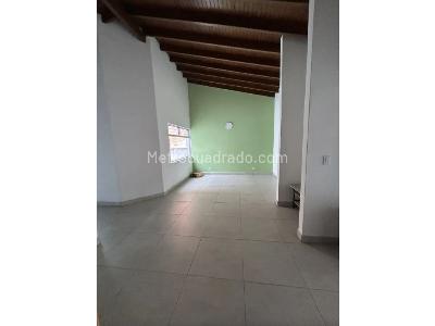 Casa de 5 alcobas en venta en Estadio, Medellín, 174 m² · foto 7 de 11