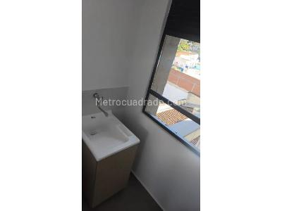 Apartamento de 2 alcobas en venta en Laureles, Medellín, 60 m² · foto 2 de 9