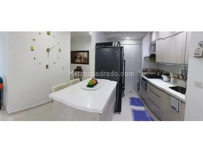 Apartamento de 3 alcobas en venta en Amazonia, Bello, 71 m² · foto 2 de 14