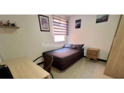 Apartamento de 4 alcobas en venta en La Castellana, Medellín, 135 m² · foto 3 de 20