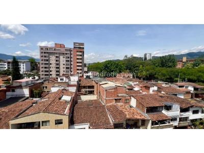 Apartamento de 4 alcobas en venta en La Castellana, Medellín, 135 m² · foto 15 de 20