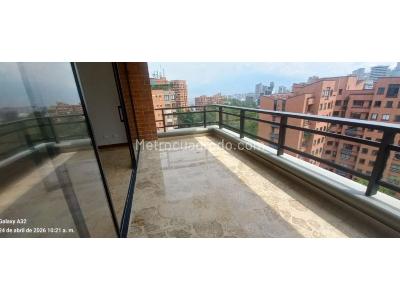 Apartamento en venta en El Poblado, Medellín · foto 7 de 20