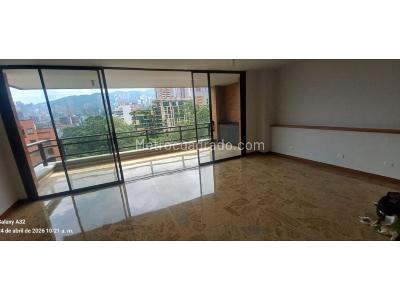 Apartamento en venta en El Poblado, Medellín · foto 8 de 20