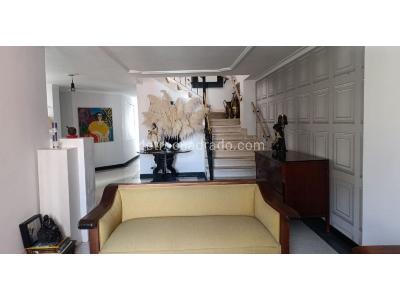 Apartamento de 5 alcobas en venta en Laureles, Medellín, 323 m² · foto 19 de 20