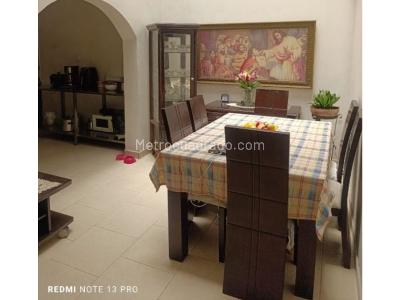 Casa de 5 alcobas en venta en Laureles, Medellín, 177 m² · foto 9 de 20