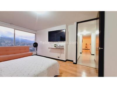 Apartamento en venta en El Poblado, Medellín · foto 3 de 11