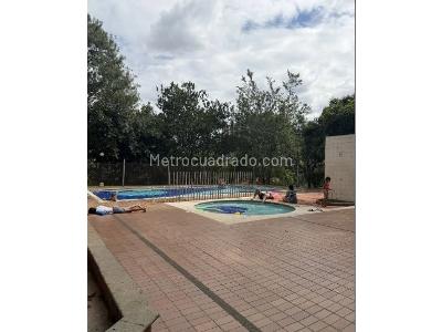 Apartamento de 3 alcobas en venta en El Rincón, Medellín, 57 m² · foto 7 de 11