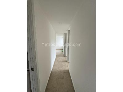 Apartamento de 3 alcobas en venta en Los Bernal, Medellín, 68 m² · foto 17 de 20