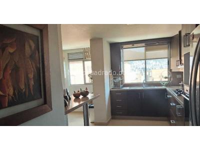 Apartamento de 3 alcobas en venta en Laureles, Medellín, 180 m² · foto 10 de 20