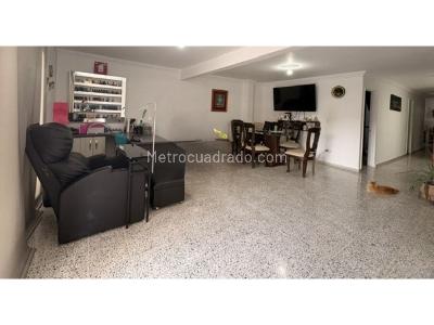 Casa de 4 alcobas en venta en La Paz, Envigado, 122 m² · foto 5 de 12
