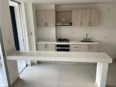 Apartamento de 3 alcobas en venta en La Pilarica, Medellín, 80 m² · foto 4 de 19