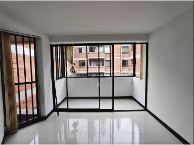 Apartamento de 3 alcobas en venta en La Mota, Medellín, 83 m² · foto 6 de 20