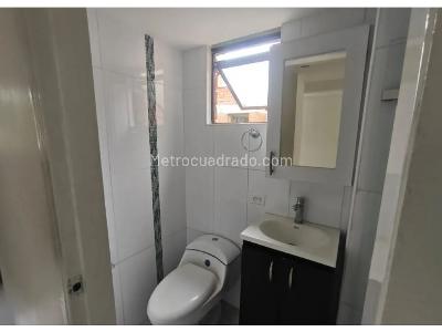 Apartamento de 3 alcobas en venta en La Mota, Medellín, 83 m² · foto 10 de 20