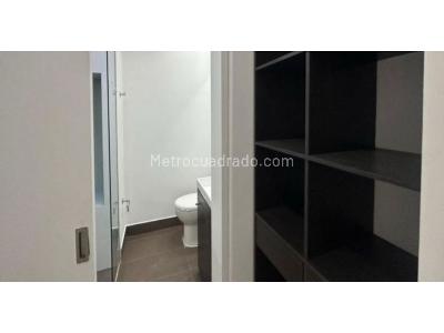 Casa de 3 alcobas en venta en Loma El Atravesado, Envigado, 290 m² · foto 7 de 20