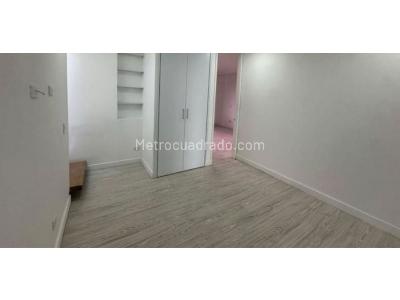 Casa de 3 alcobas en venta en Loma El Atravesado, Envigado, 290 m² · foto 10 de 20