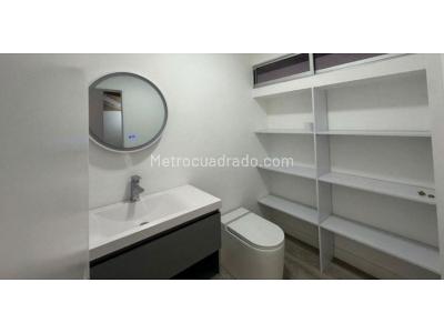 Casa de 3 alcobas en venta en Loma El Atravesado, Envigado, 290 m² · foto 11 de 20