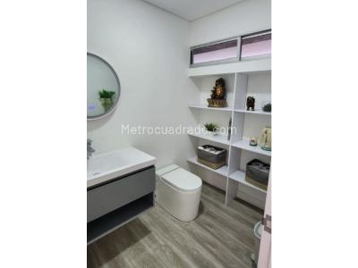 Casa de 3 alcobas en venta en Loma El Atravesado, Envigado, 290 m² · foto 19 de 20