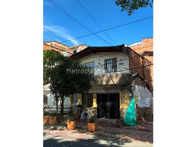 Casa de 5 alcobas en venta en La Magnolia, Envigado, 168 m² · foto 1 de 20