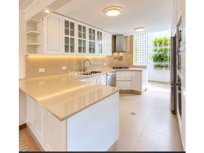 Casa de 4 alcobas en venta en El Escobero, Envigado, 182 m² · foto 9 de 20