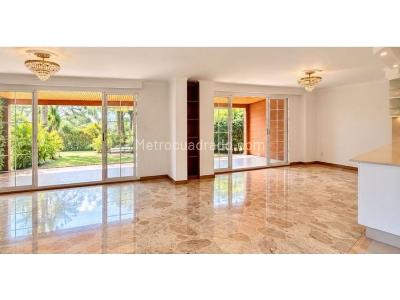 Casa de 4 alcobas en venta en El Escobero, Envigado, 182 m² · foto 11 de 20