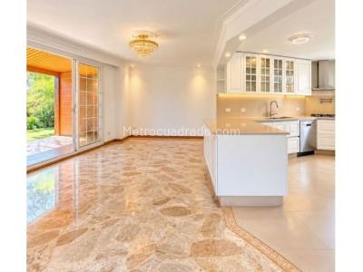 Casa de 4 alcobas en venta en El Escobero, Envigado, 182 m² · foto 12 de 20