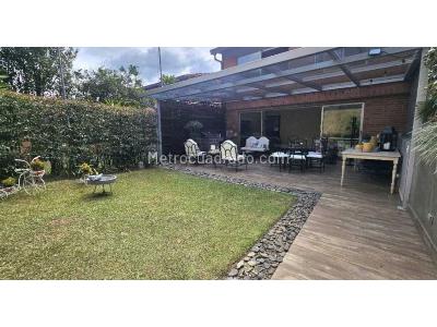 Casa de 3 alcobas en venta en Envigado, Envigado, 220 m² · foto 6 de 16