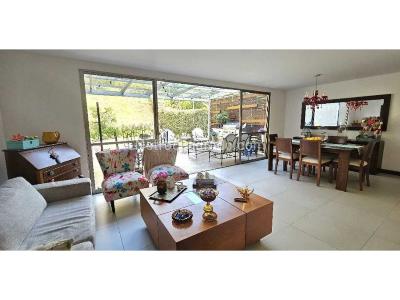 Casa de 3 alcobas en venta en Envigado, Envigado, 220 m² · foto 7 de 16