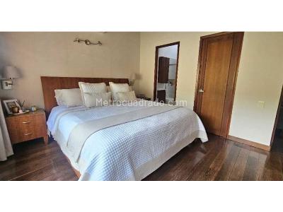 Casa de 3 alcobas en venta en Envigado, Envigado, 220 m² · foto 11 de 16