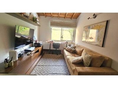 Casa de 3 alcobas en venta en Envigado, Envigado, 220 m² · foto 13 de 16