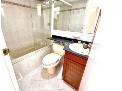 Apartamento de 3 alcobas en venta en Las Acacias, Medellín, 100 m² · foto 8 de 10