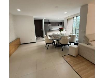 Apartamento de 2 alcobas en venta en Las Palmas, Medellín, 80 m² · foto 2 de 12