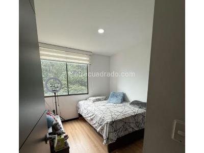 Apartamento de 2 alcobas en venta en Las Palmas, Medellín, 80 m² · foto 4 de 12