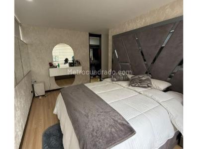 Apartamento de 2 alcobas en venta en Las Palmas, Medellín, 80 m² · foto 8 de 12