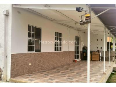 Casa de 4 alcobas en venta en Pueblo Tapao, Armenia, 196 m² · foto 7 de 20