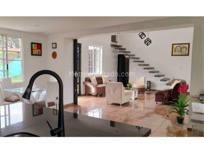 Casa de 4 alcobas en venta en Pueblo Tapao, Armenia, 196 m² · foto 14 de 20