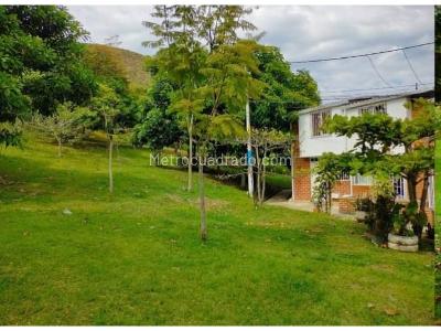 Casa de 4 alcobas en venta en Llano Grande, Pereira, 70 m² · foto 3 de 4