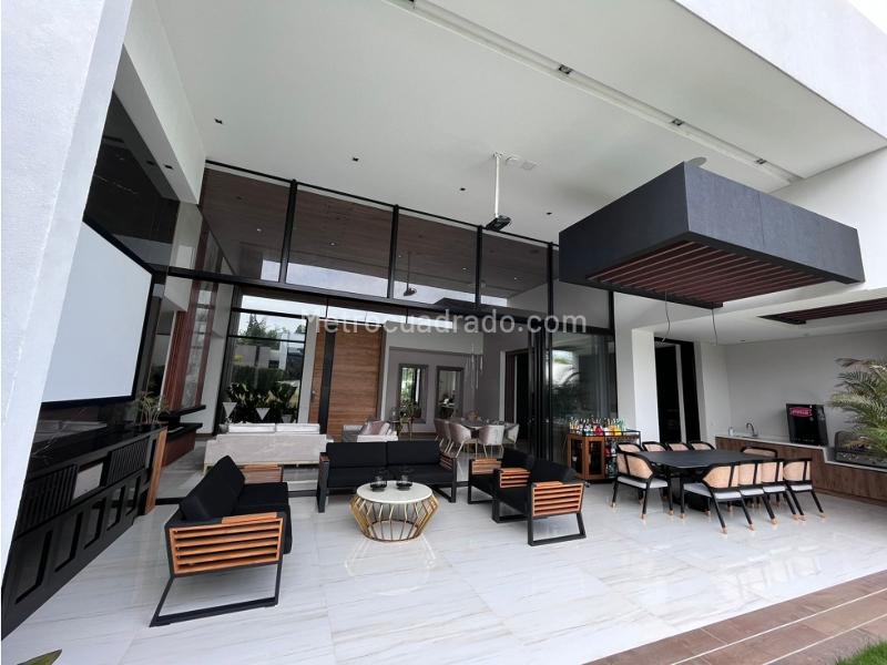 Casa – AMCO, Area Metropolitana Centro Occidente - Más