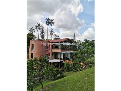 Casa de 4 alcobas en venta en Cerritos, Pereira · foto 12 de 20