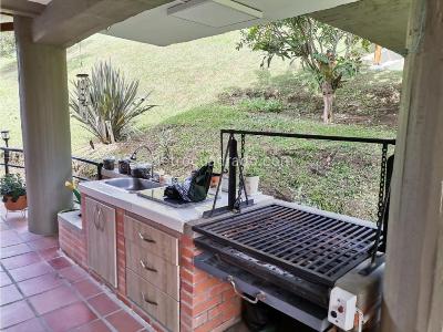 Casa de 4 alcobas en venta en Cerritos, Pereira · foto 18 de 20