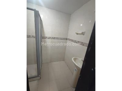 Casa de 5 alcobas en venta en La Elvira, Pereira, 500 m² · foto 4 de 9