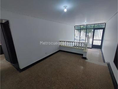Casa de 5 alcobas en venta en La Elvira, Pereira, 500 m² · foto 8 de 9