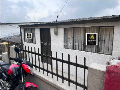 Casa en venta en Sur Centro Comuna La Fuente, Manizales · foto 2 de 11