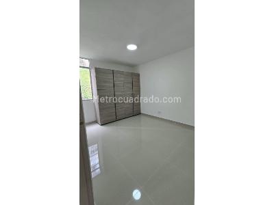 Apartamento de 3 alcobas en venta en Robledo Aurora Pedregal, Medellín, 47 m² · foto 4 de 10