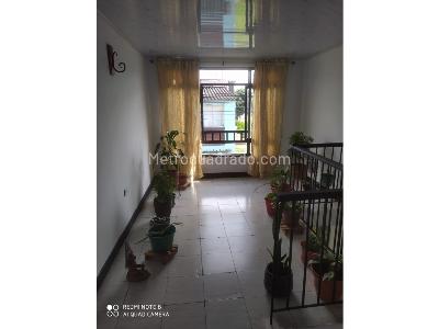 Casa en venta en Ciudadela Comfamiliar, Pereira · foto 12 de 20
