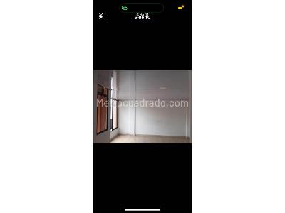 Apartamento de 3 alcobas en venta en Los Alamendros, Pereira, 50 m² · foto 3 de 7