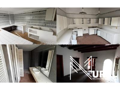 Casa de 3 alcobas en venta en Santa Rosa, Cali, 376 m² · foto 2 de 5